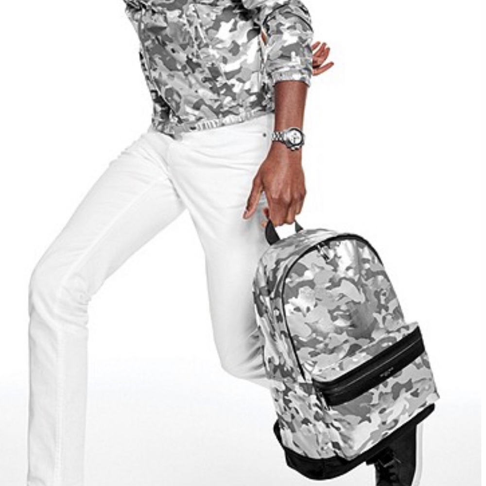 New MK men’s backpack 🧔🏽 - Picture 7 of 7